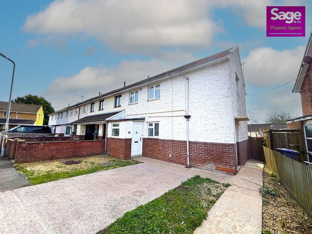 2 bed terraced house for saleBrangwyn Avenue, Llantarnam, Cwmbran NP44
