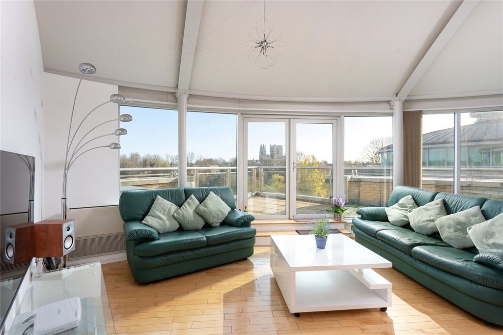 Additional image 3 of 2 bed flat for saleLeeman Road, York, North Yorkshire YO26