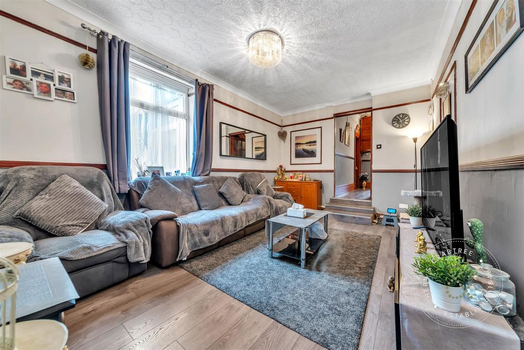 Additional image 2 of 4 bed terraced house for saleAlbany Road, Cardiff CF24