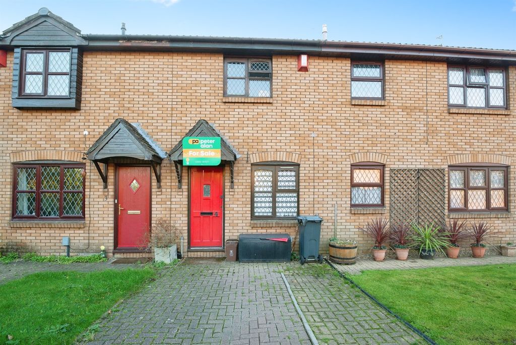 2 bed terraced house for saleRiversdale, Llandaff, Cardiff CF5