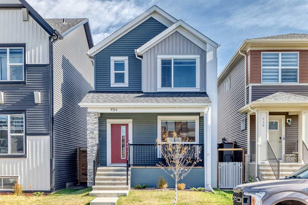 934 Cobblemore Common SW, Airdrie, AB, T4B 5L9