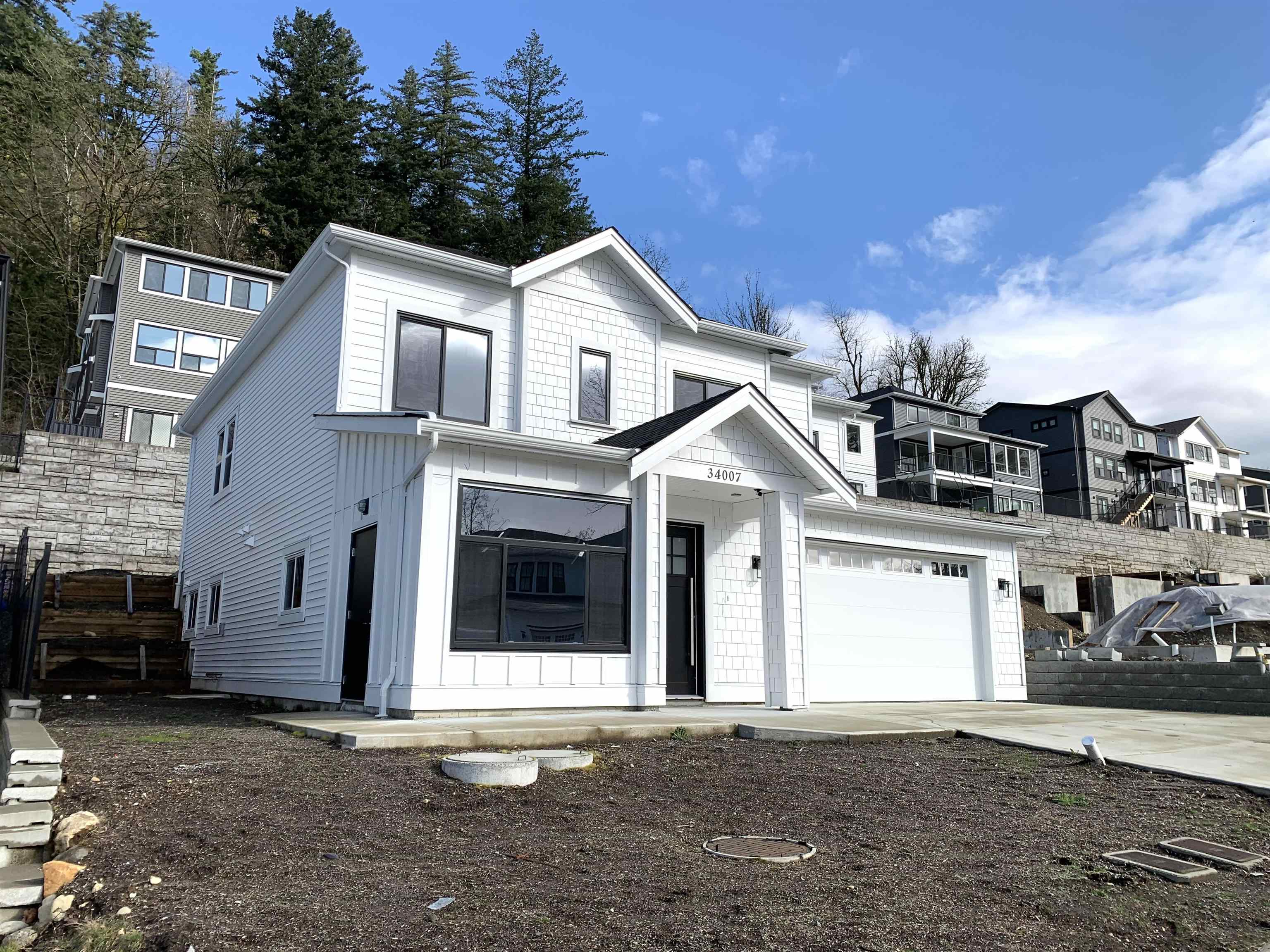 34007 Barker Court, Mission, BC, V2V 6B2