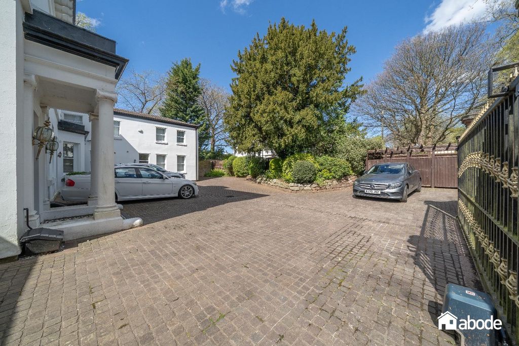Additional image 40 of 4 bed flat for saleGreen Lane, Mossley Hill, Liverpool L18