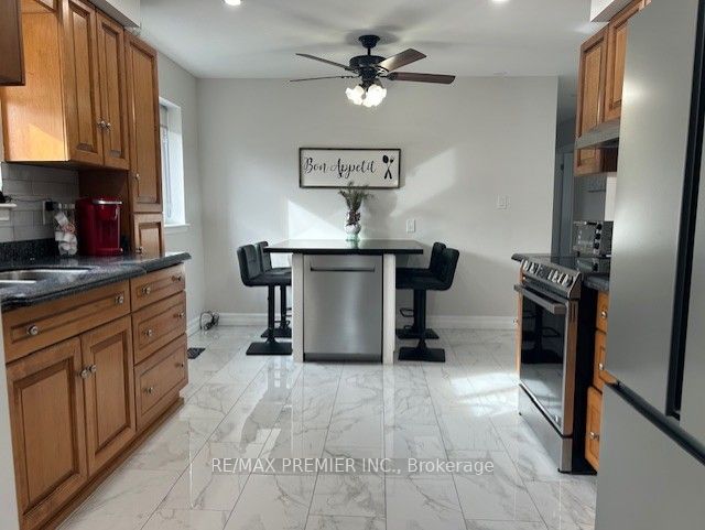 Additional image 6 of 235 Louis Drive, Mississauga, ON, L5B 1Z1