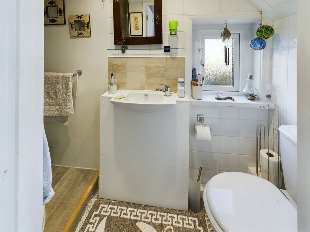 Additional image 7 of 3 bed semi-detached house for saleTair Erw Road, Heath, Cardiff. CF14
