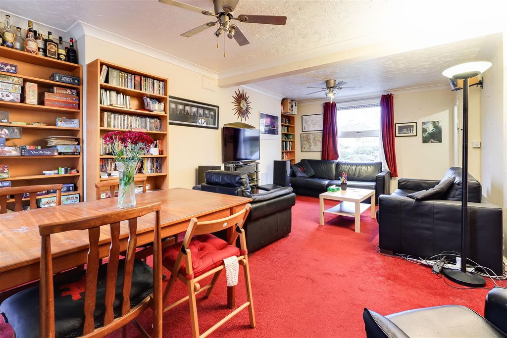 Additional image 3 of 3 bed semi-detached house for saleKendal Way, Cambridge CB4