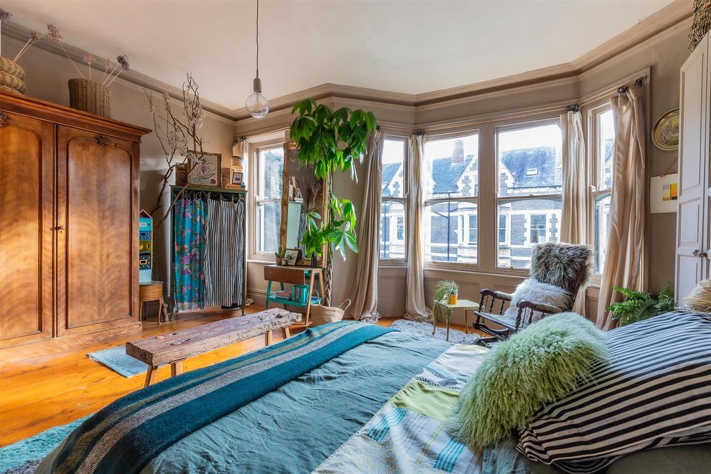 Additional image 13 of 5 bed property for saleKyveilog Street, Pontcanna, Cardiff CF11