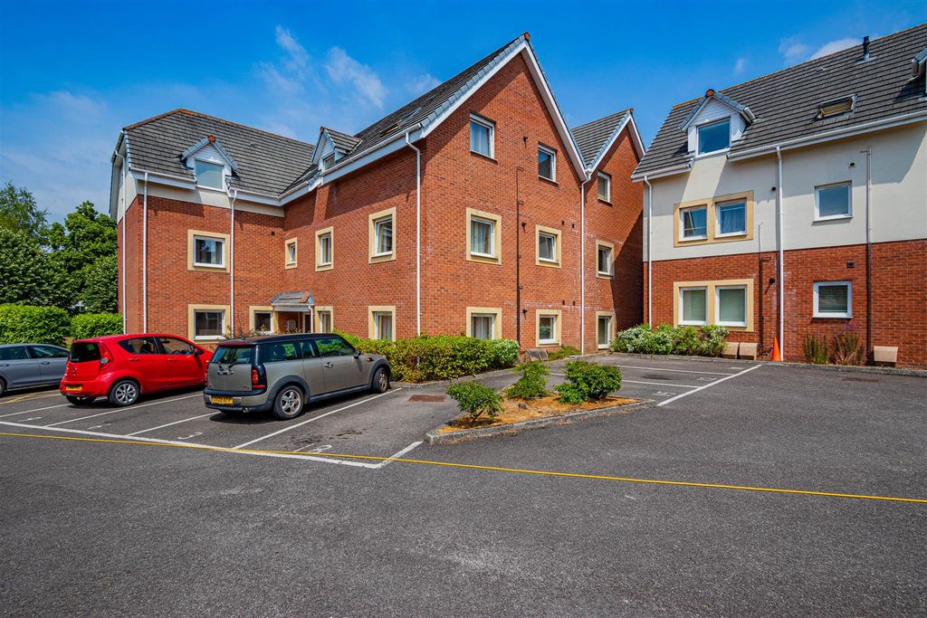 Additional image 12 of 2 bed flat for saleHeathwood Road, Heath CF14