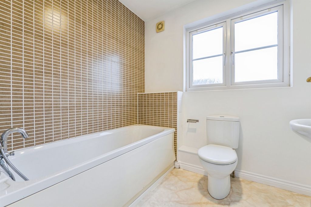 Additional image 16 of 3 bed property for saleCottingham Drive, Pontprennau, Cardiff CF23
