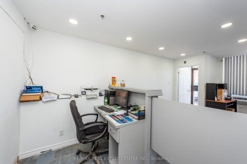 Additional image 8 of 11-7171 Torbram Road, Mississauga, ON, L4T 3W4