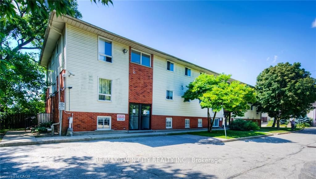 15-119 Cedar Street S, Waterloo, ON, N2G 3L6