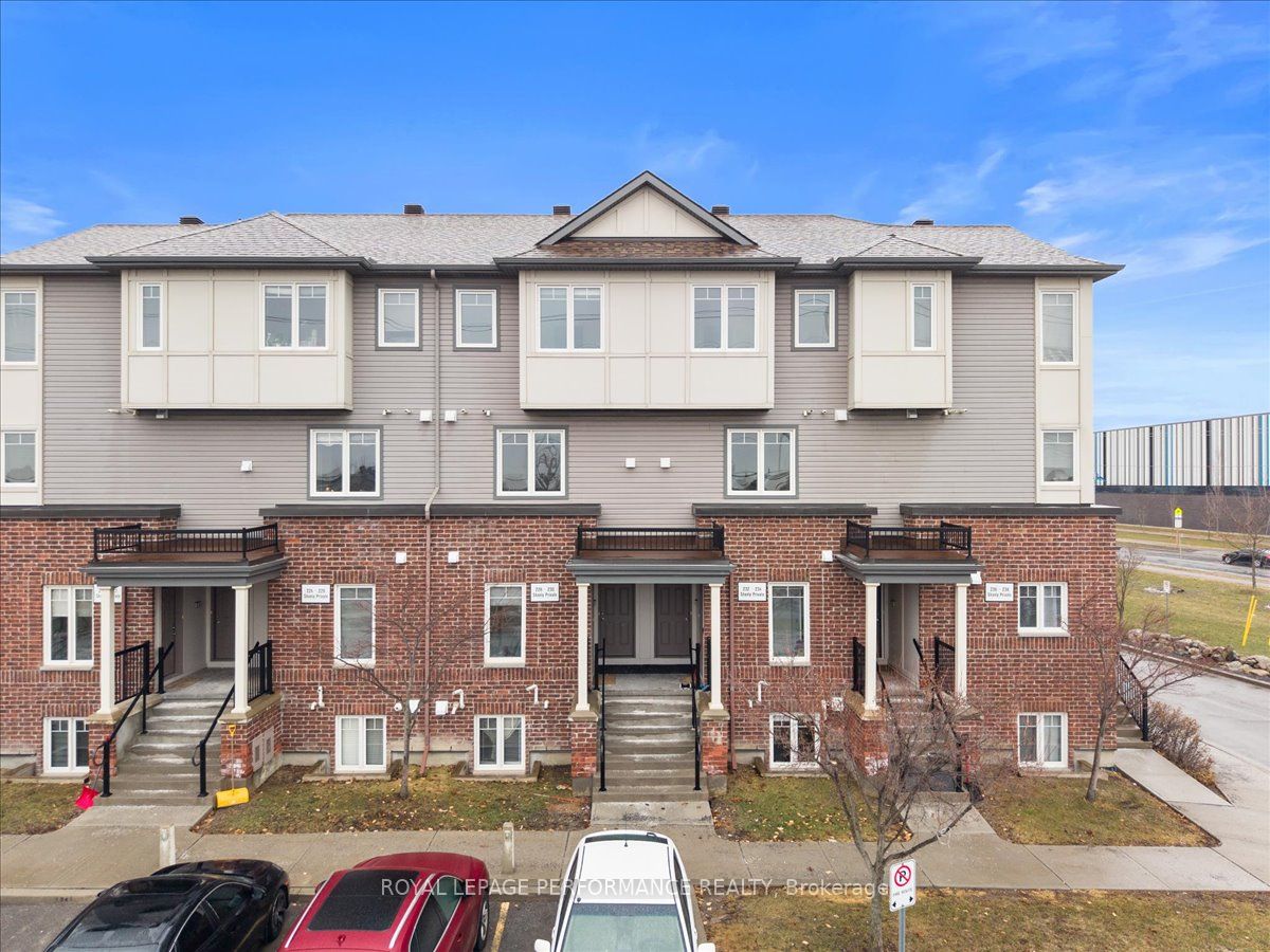 232 Shanly Private, Ottawa, ON, K2J 5X6