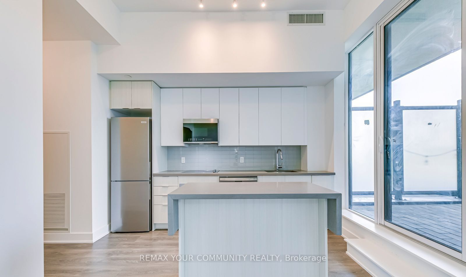 Additional image 3 of 230-2485 Taunton Road, Oakville, ON, L6H 3R8