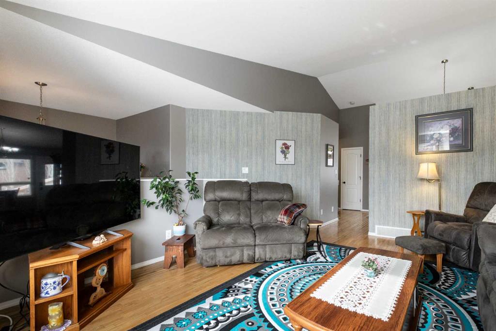 Additional image 5 of 10 Hawthorne Way, Penhold, AB, T0M1R0