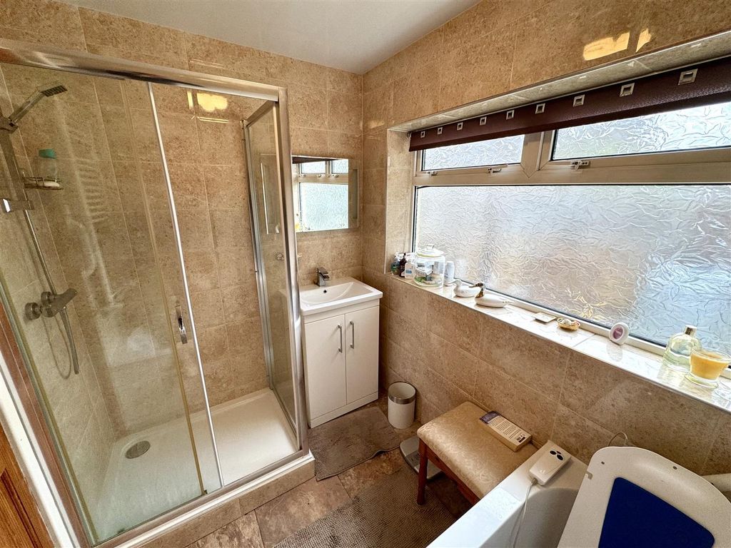 Additional image 11 of 5 bed detached bungalow for saleLlanwern, Newport NP18