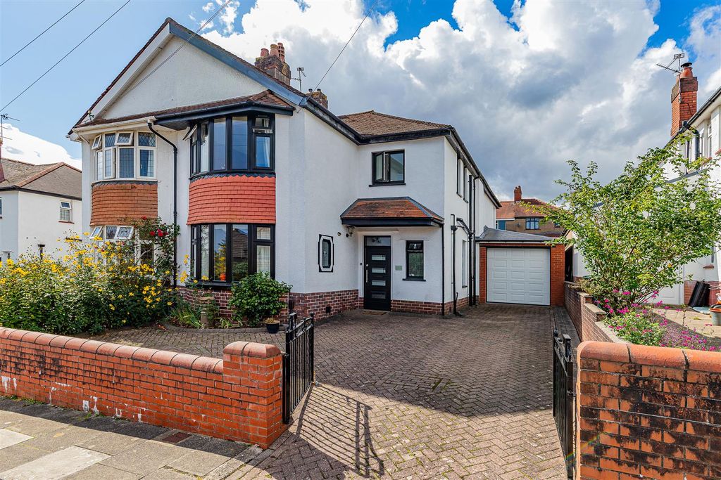 3 bed semi-detached house for saleBarons Court Road, Penylan, Cardiff CF23