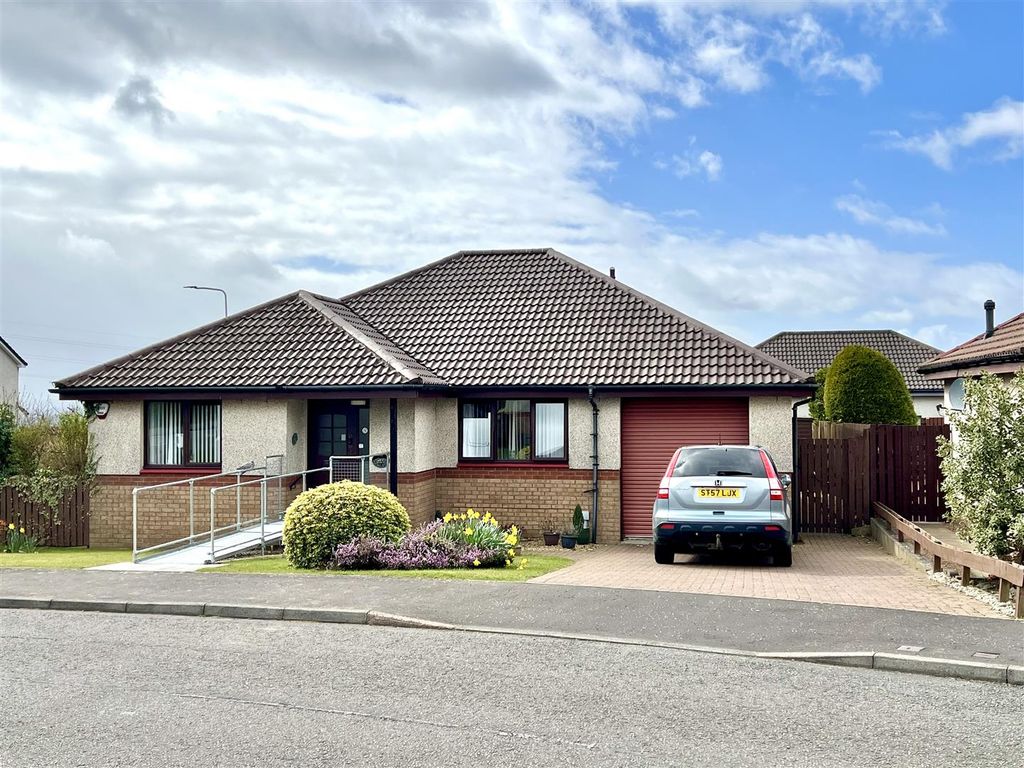 3 bed detached bungalow for salePlayer Drive, Kingseat KY12