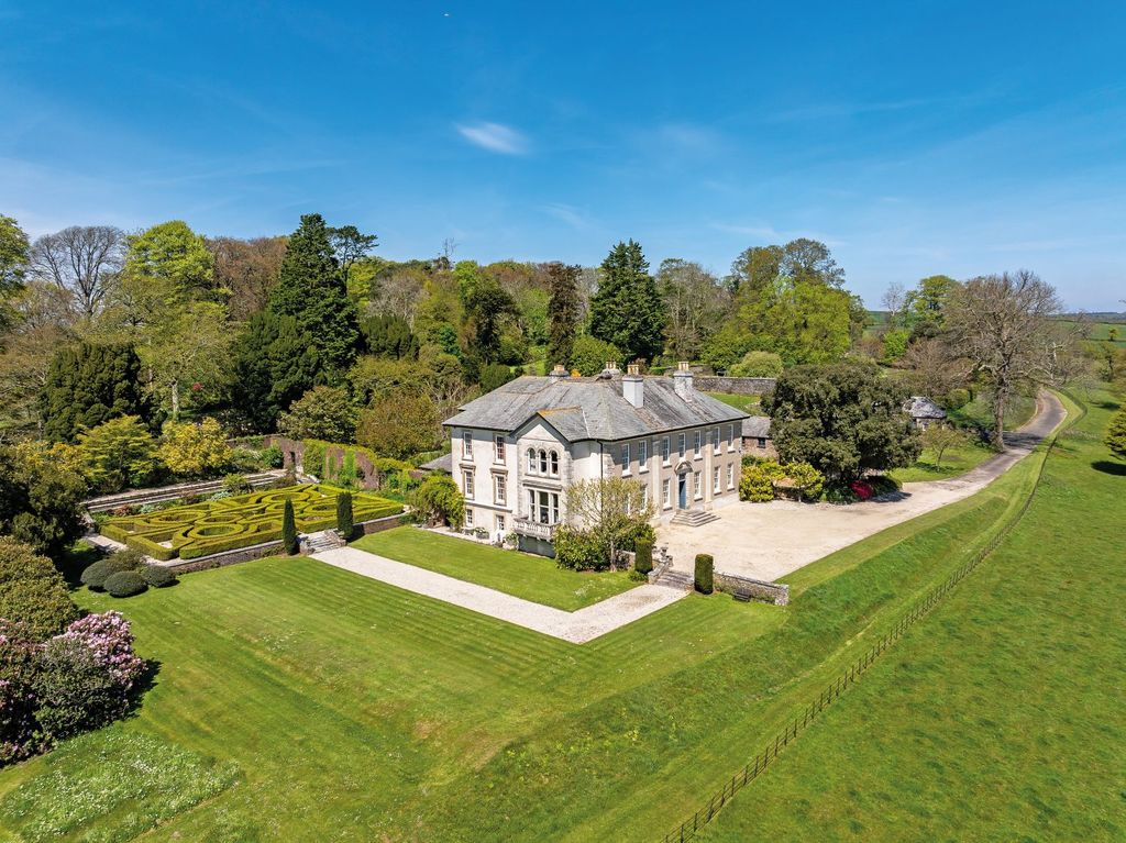 7 bed country house for saleLerryn, Cornwall PL22