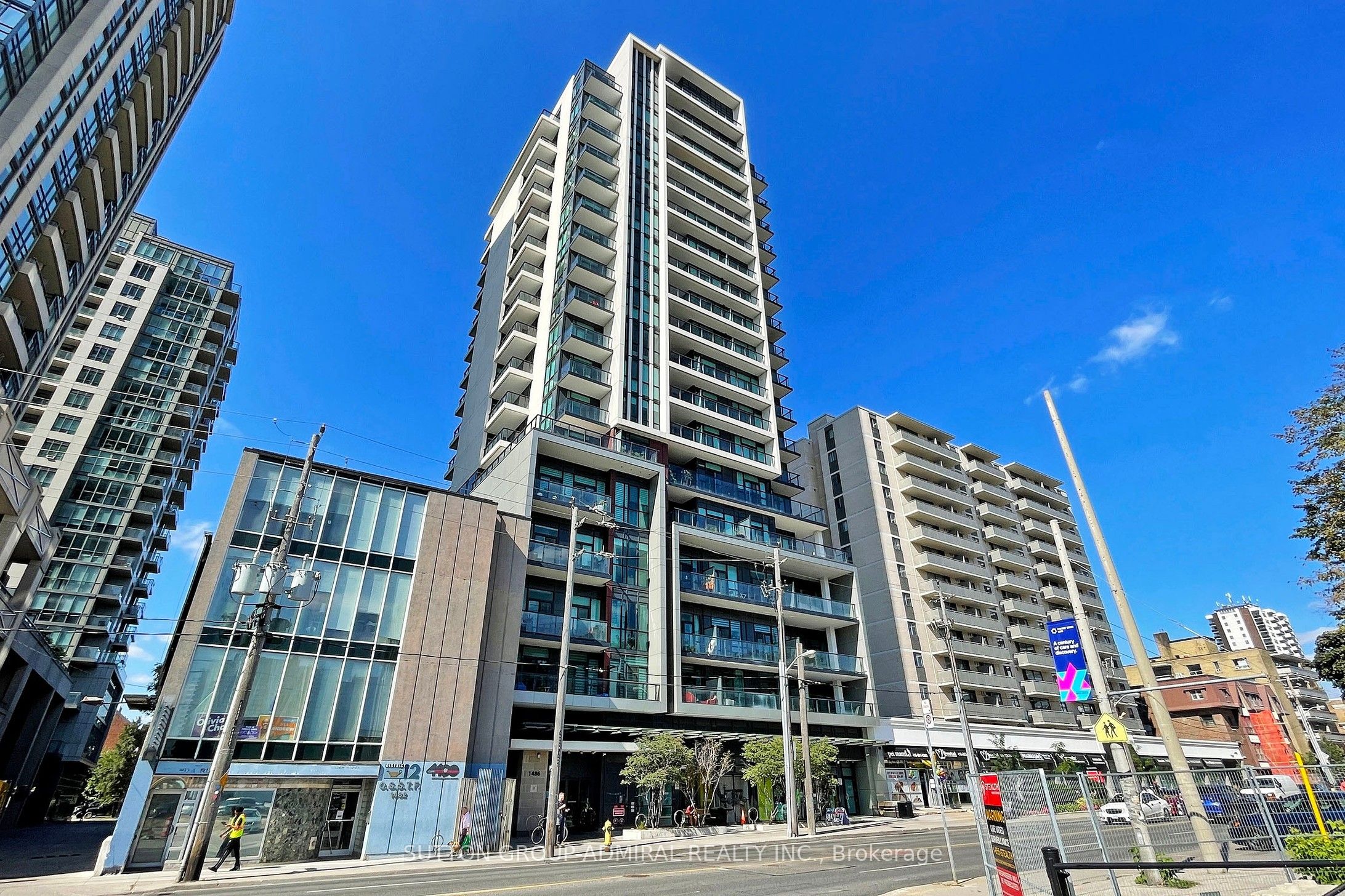 907-1486 Bathurst Street, Toronto, ON, M5P 3G9