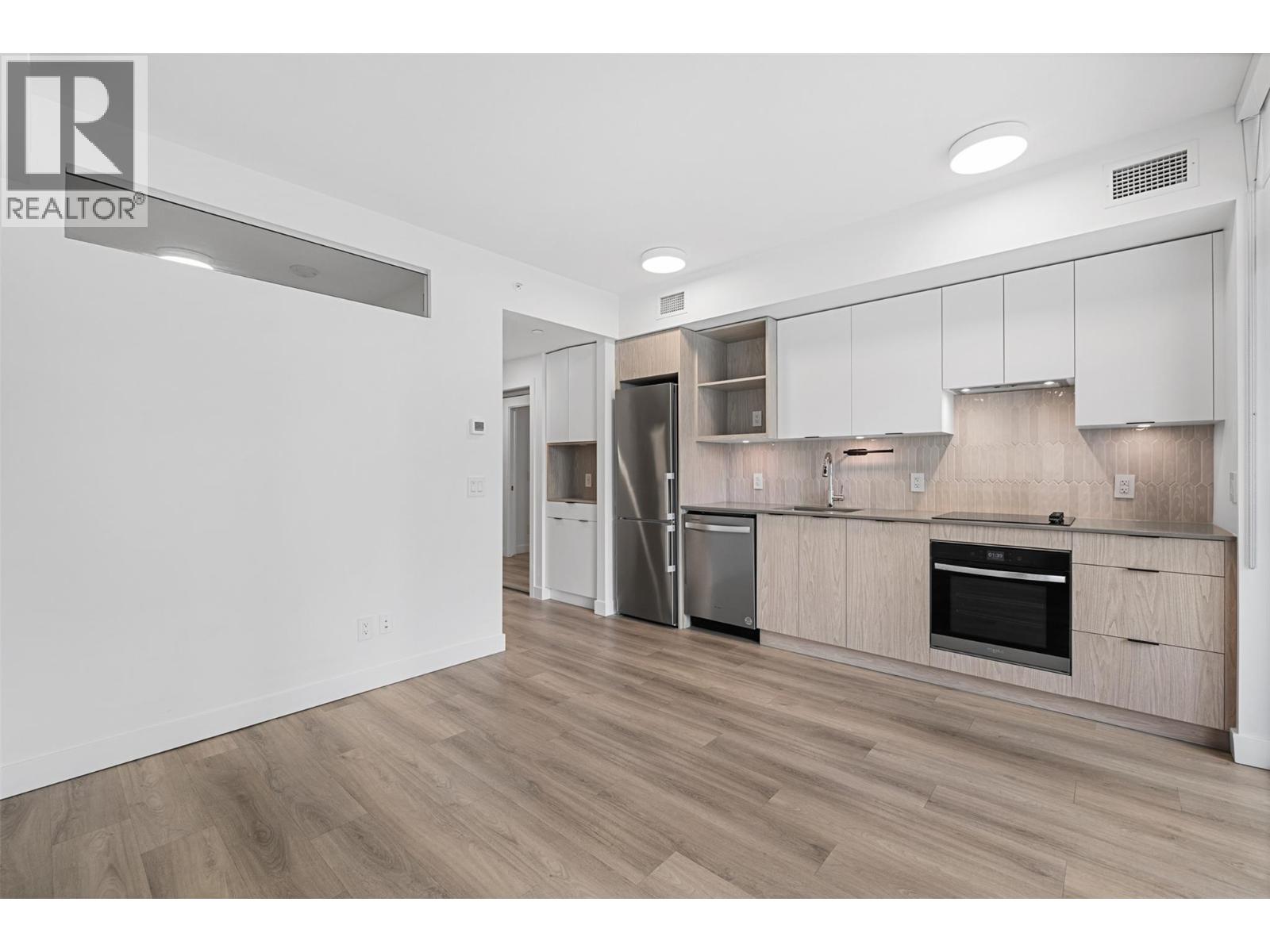 Additional image 3 of 1001-1488 Bertram Street, Kelowna, BC, V1Y0M6