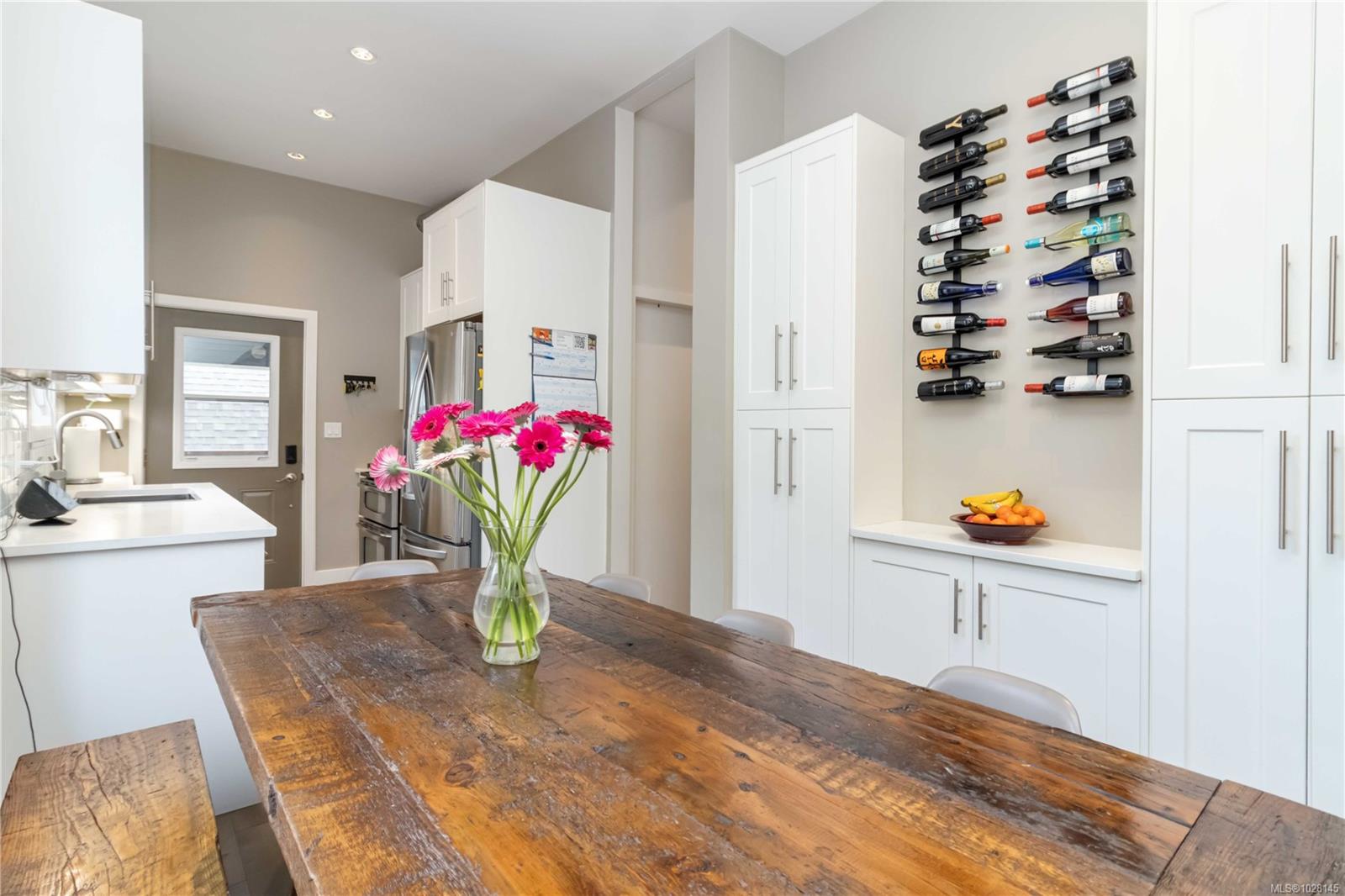 515 Wilson Street, Victoria, BC, V9A 3G8