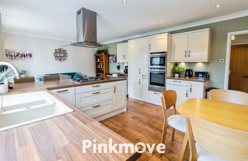 Additional image 8 of 4 bed detached house for saleWebley Close, Caerleon, Newport NP18