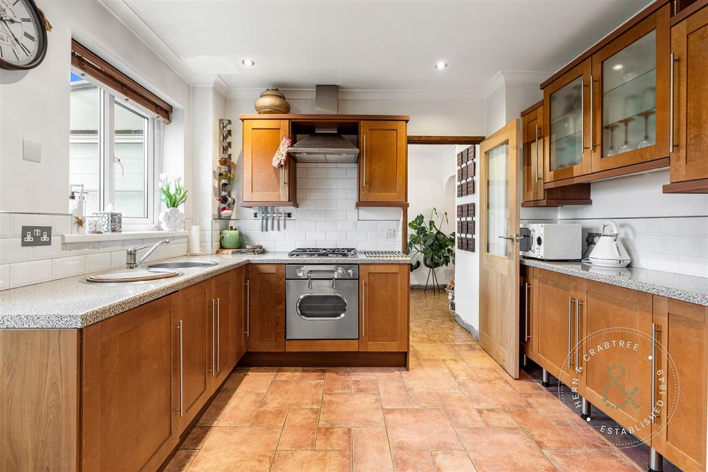 Additional image 7 of 3 bed semi-detached house for saleHatherleigh Road, Rumney, Cardiff CF3