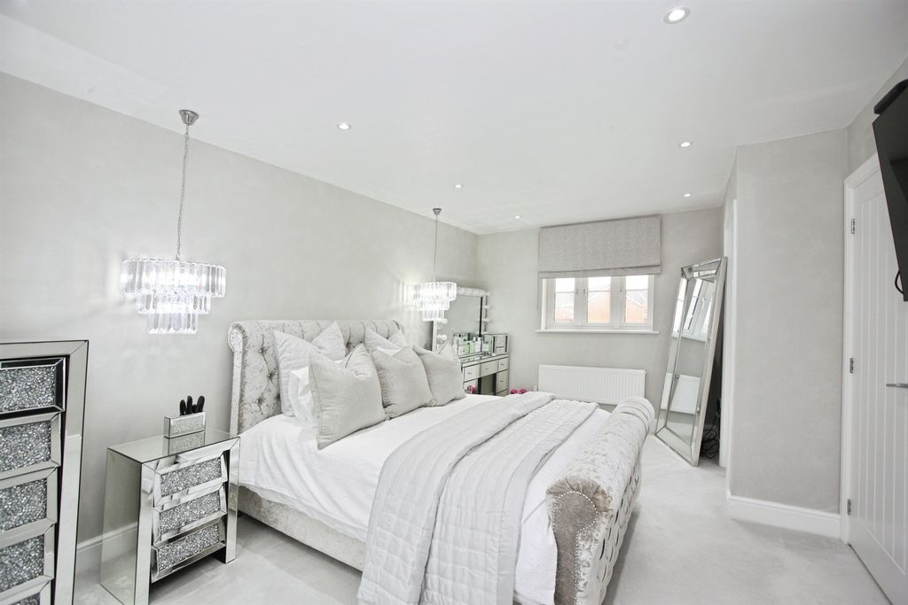 Additional image 15 of 4 bed detached house for saleSword Hill, Caerphilly CF83