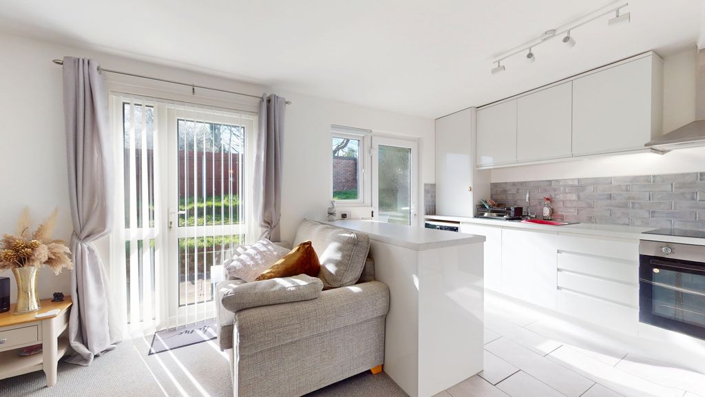 Additional image 4 of 2 bed semi-detached bungalow for saleBurne Jones Close, Danescourt, Cardiff CF5
