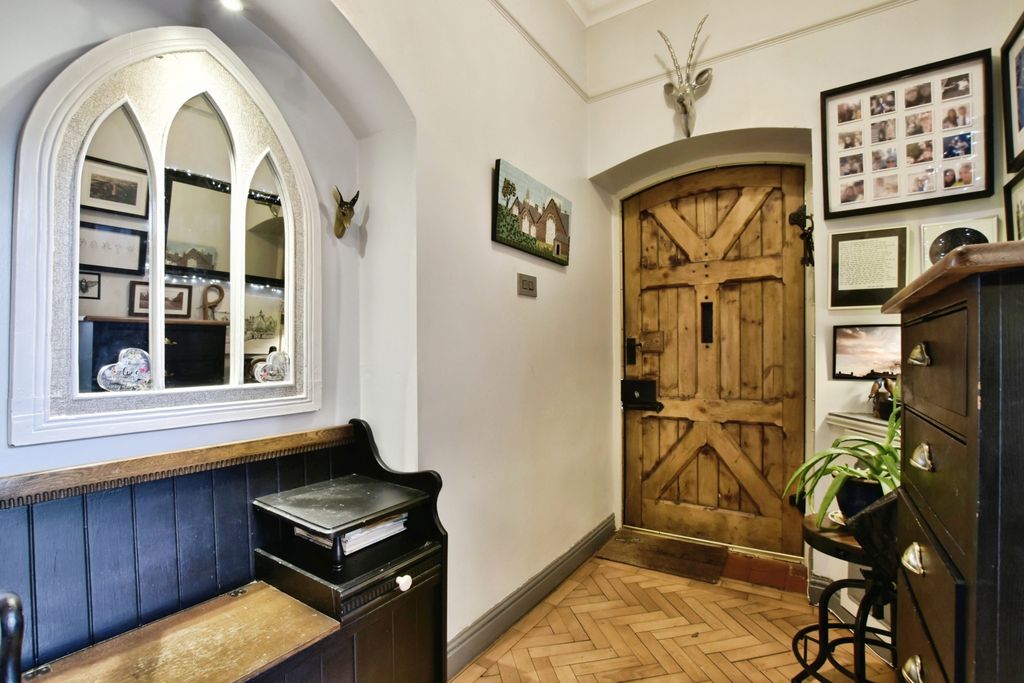 Additional image 7 of 4 bed mews for saleHartford Road, Davenham, Northwich CW9