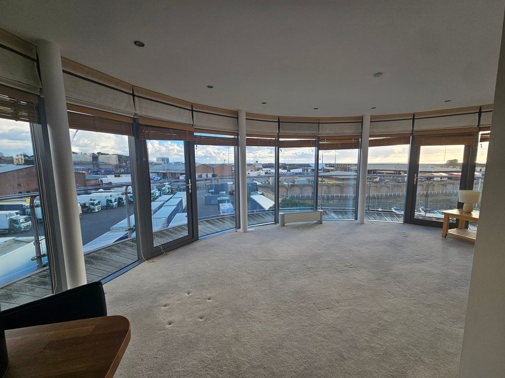Additional image 4 of 2 bed flat for saleLa Rue De Carteret, St Helier JE2