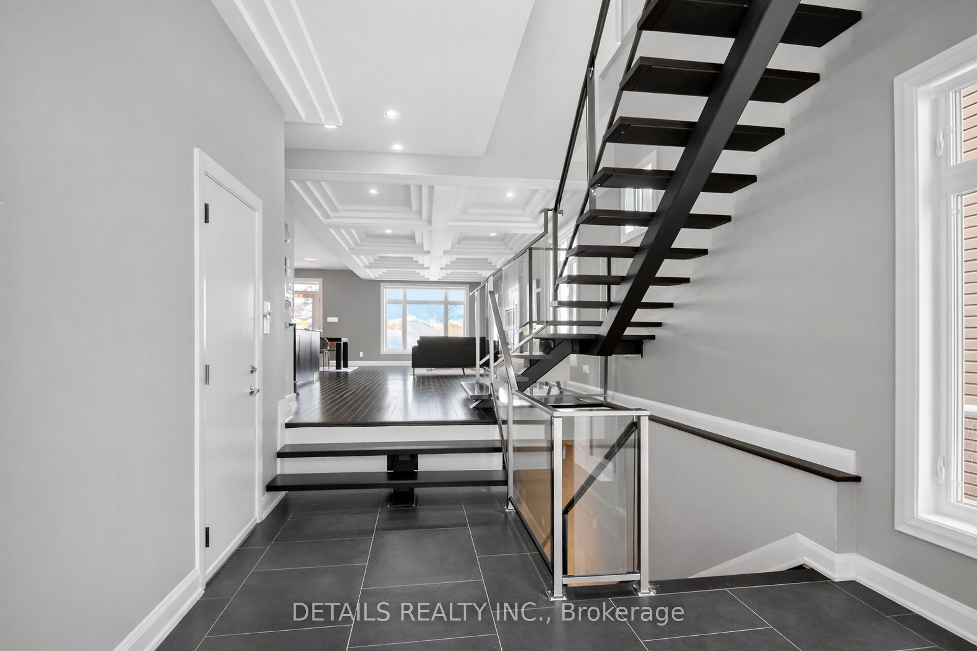 71 Eleanor Drive, Ottawa, ON, K2E 6A1 photo 4