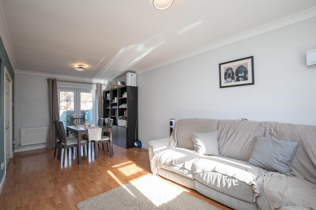 Additional image 2 of 3 bed semi-detached house for saleChard Avenue, Llanrumney CF3