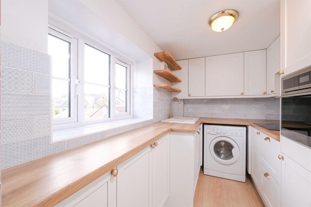 2 bed flat for saleGlendower Street, Monmouth NP25