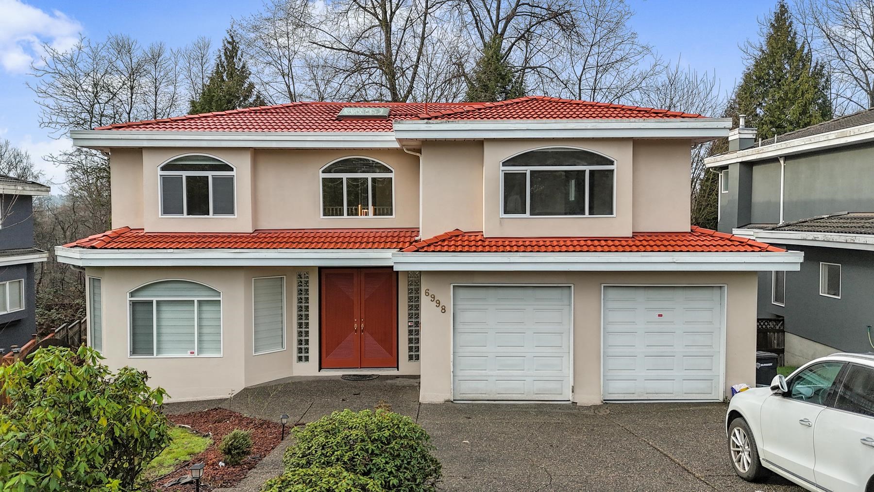6998 Fielding Court, Burnaby, BC, V5A 1Y5