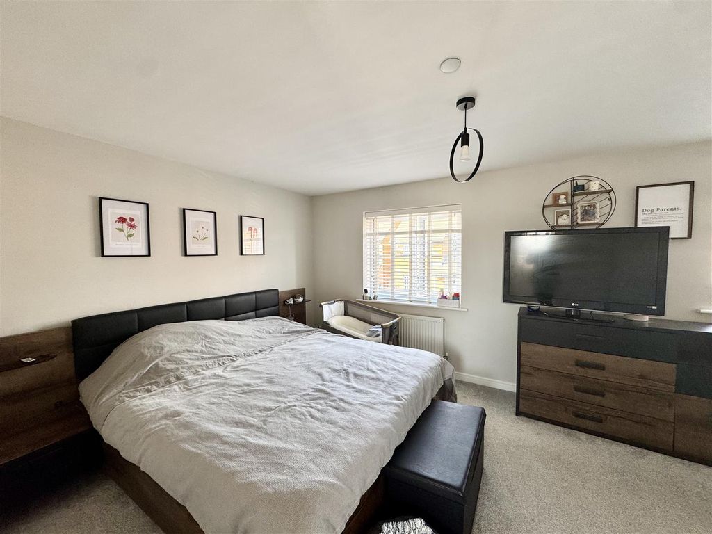 Additional image 9 of 3 bed semi-detached house for saleSir Bartholomew Grove, Undy NP26