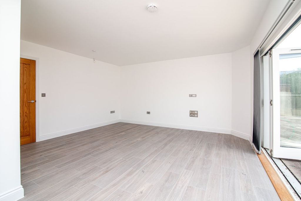 Additional image 5 of 3 bed semi-detached house for saleLa Pouquelaye, St Helier JE2