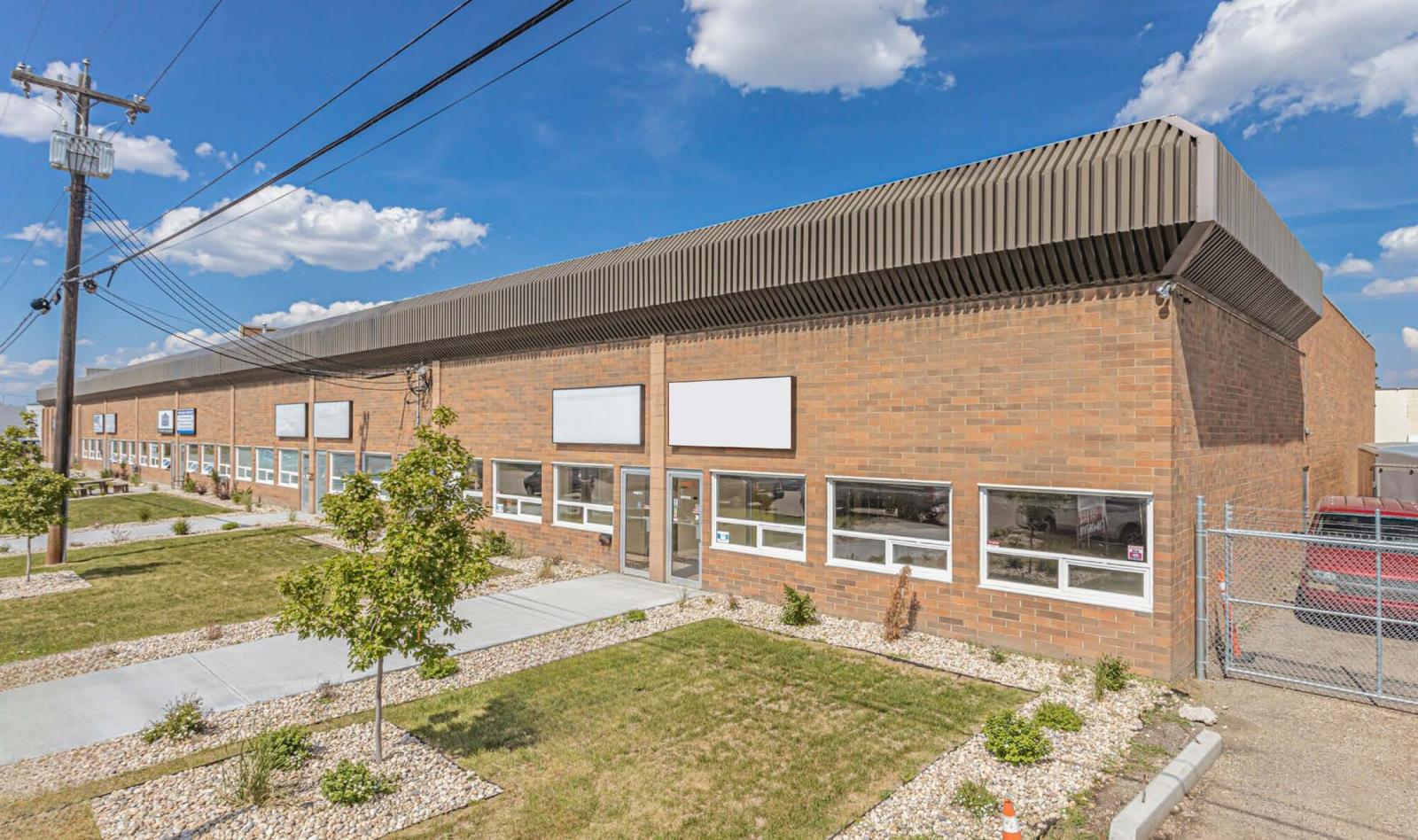 12863-12865 12863-12865, 12855 141 Street, Edmonton, AB, T5L4N1