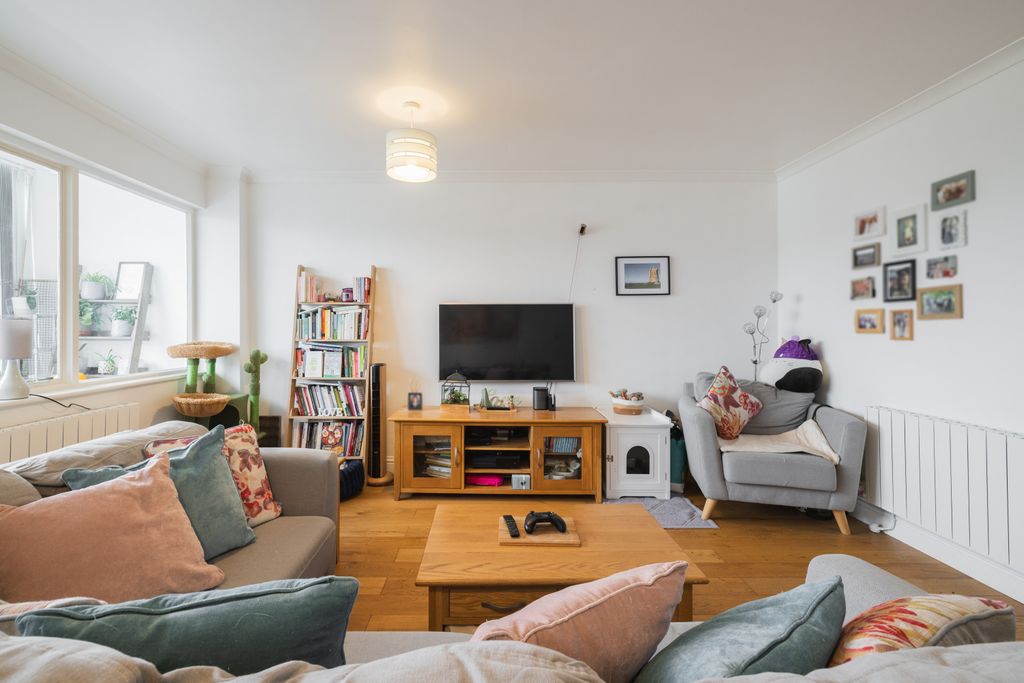 Additional image 14 of 1 bed flat for saleLa Rue Des Chenes, St. Helier, Jersey JE2