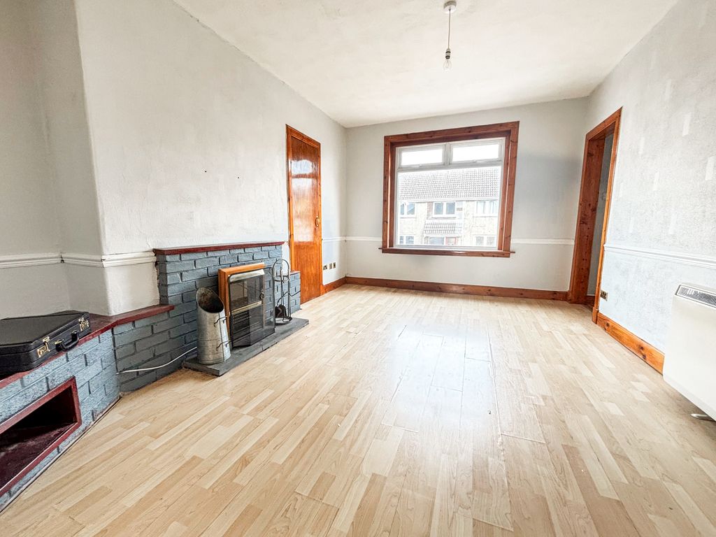Additional image 3 of 2 bed flat for saleSeaview Terrace, Port William DG8