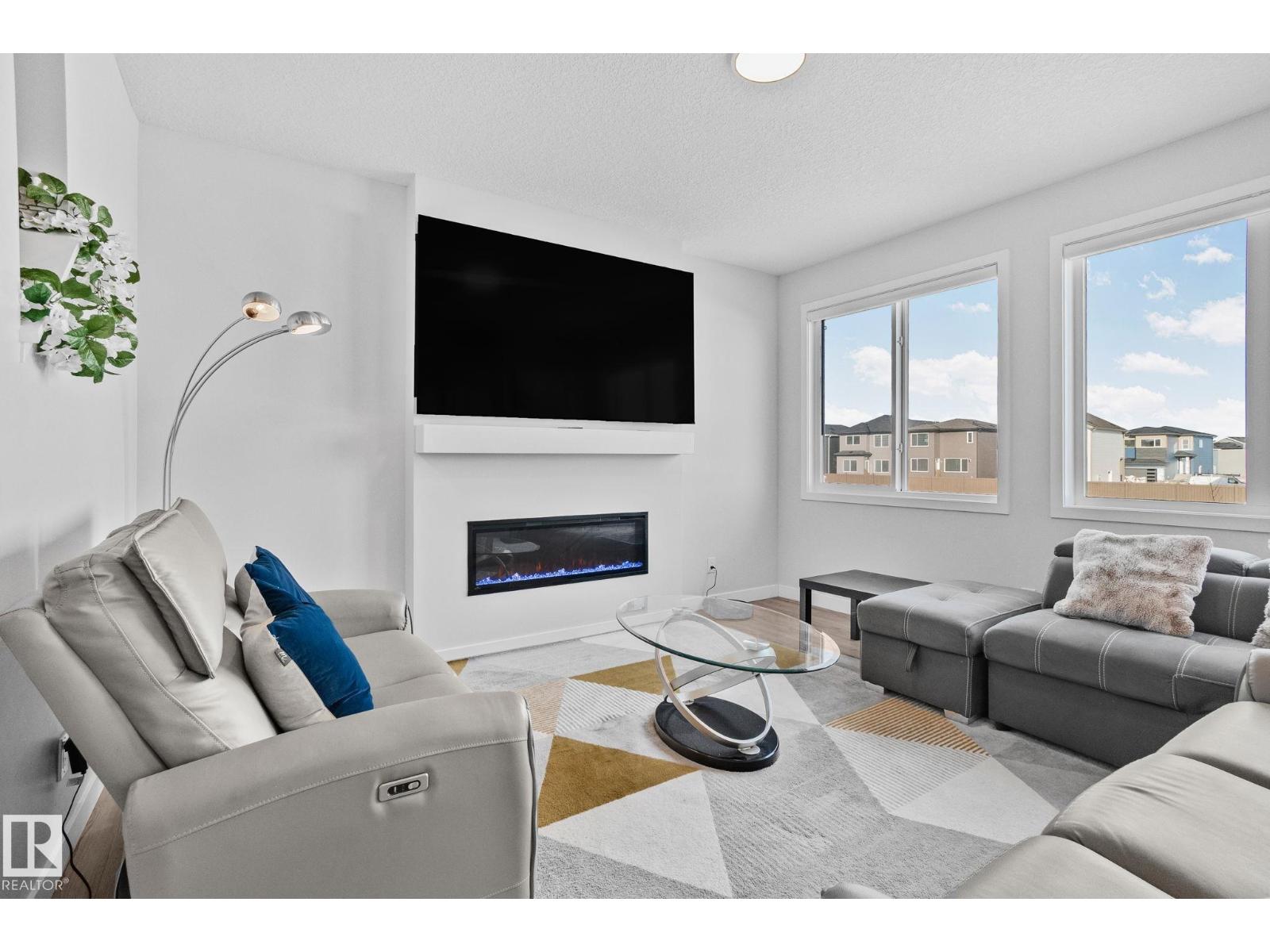 15816 29 Avenue SW, Edmonton, AB, T5W4X4