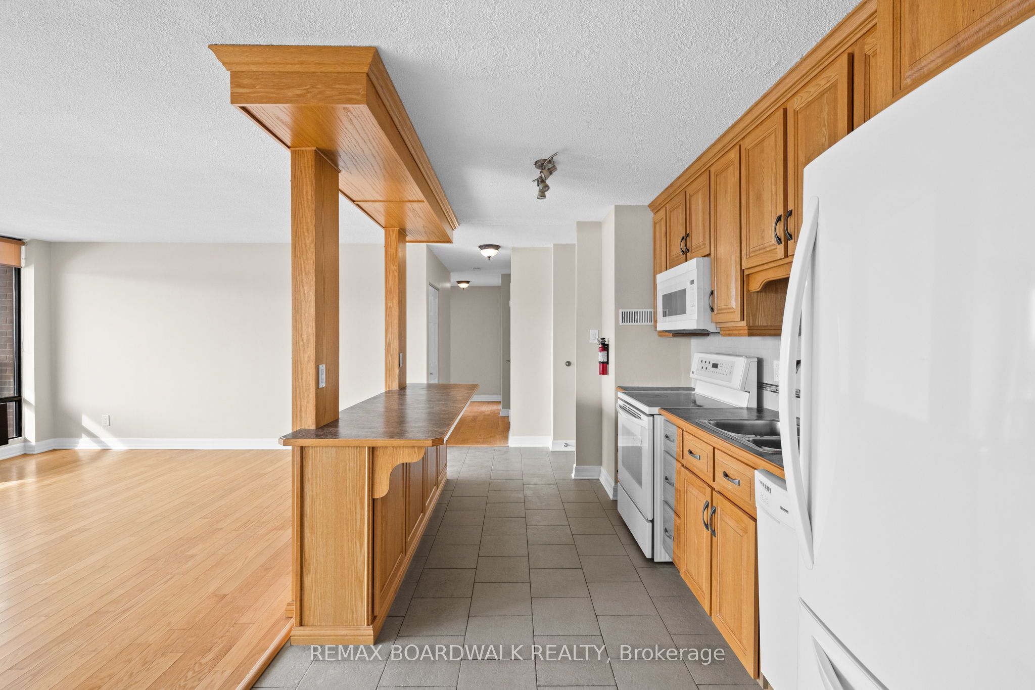 Additional image 5 of 502-1190 Richmond Road, Ottawa, ON, K2B 8J3