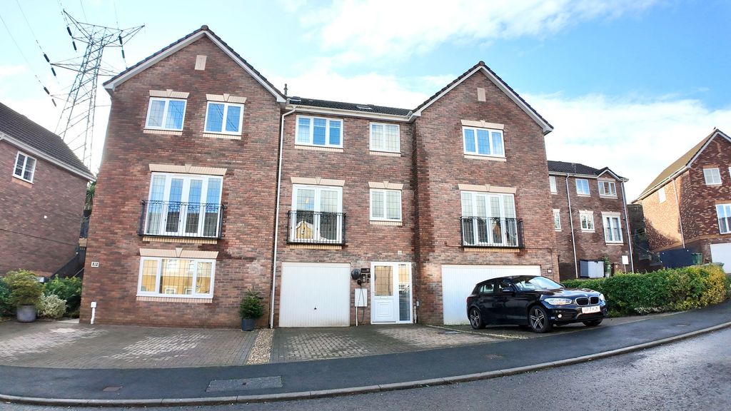 2 bed terraced house for salePlynlimon Avenue, Crumlin NP11