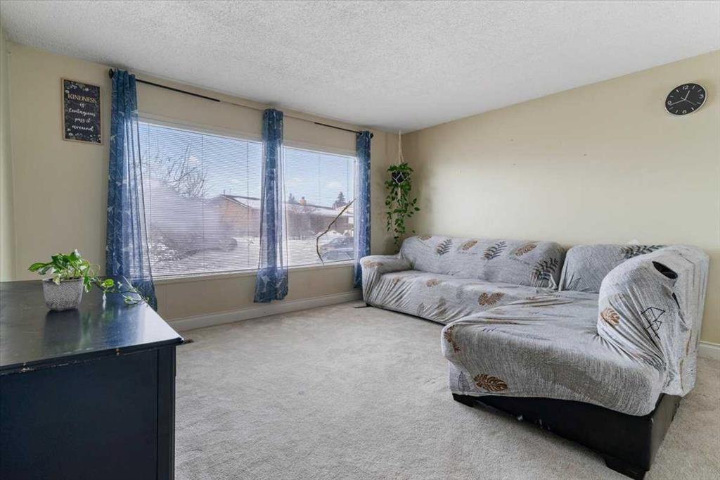 Additional image 3 of 10415 92a Street, Grande Prairie, AB, t8V3v6