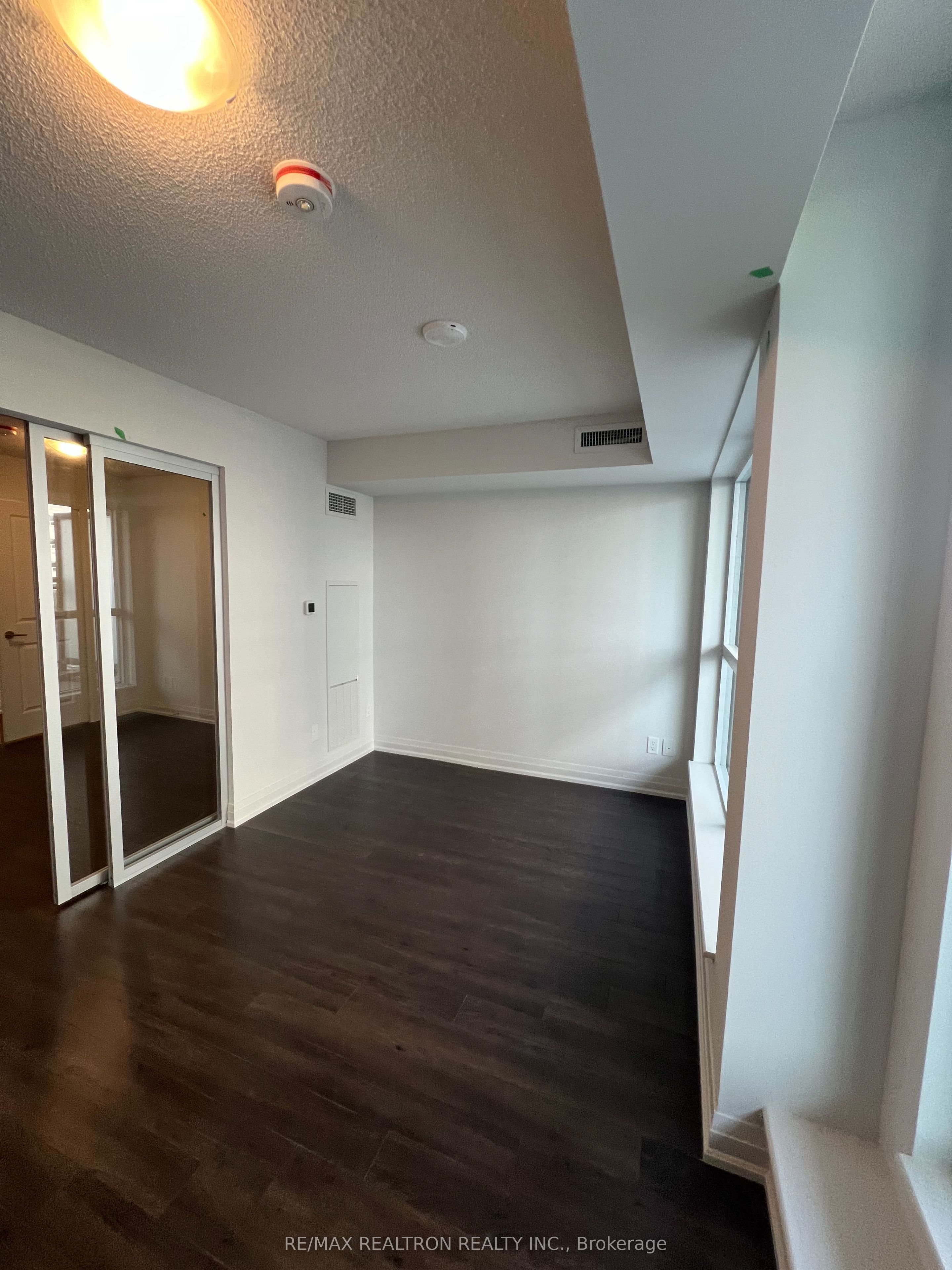 Additional image 4 of 234-20 Meadowglen Place, Toronto, ON, M1H 2Y5