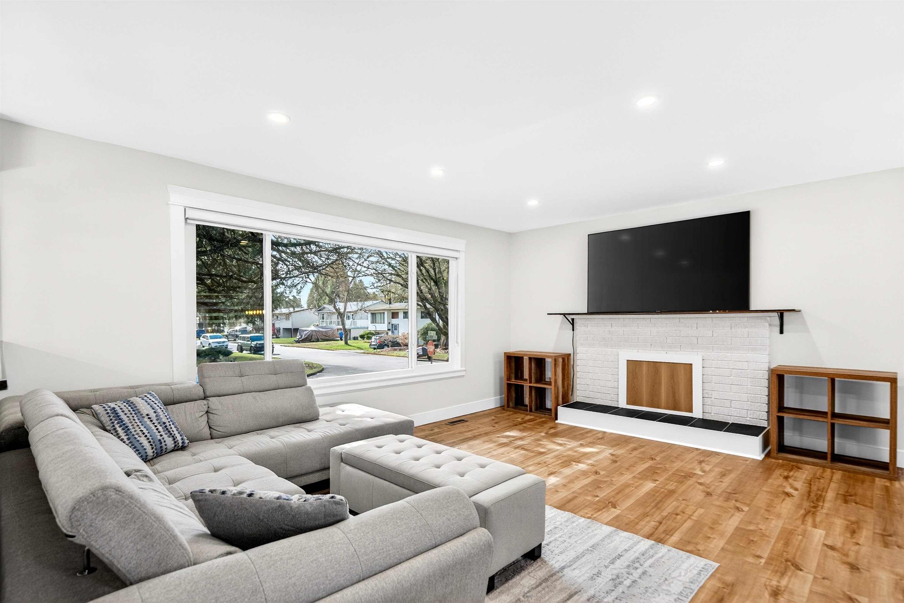 Additional image 2 of 21099 Berry Avenue, Maple Ridge, BC, V2X 7V3