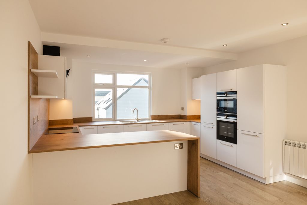 Additional image 16 of 4 bed end terrace house for saleRue De Bas Courtils, St. Sampson, Guernsey GY2