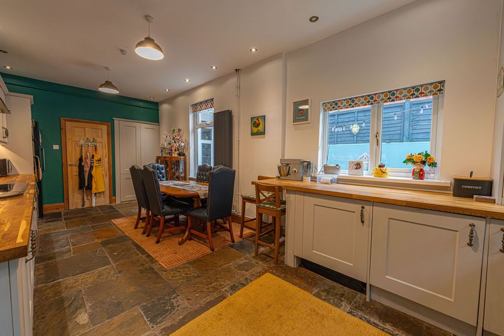 Additional image 6 of 3 bed semi-detached house for saleSt. Johns Road, Newport NP19