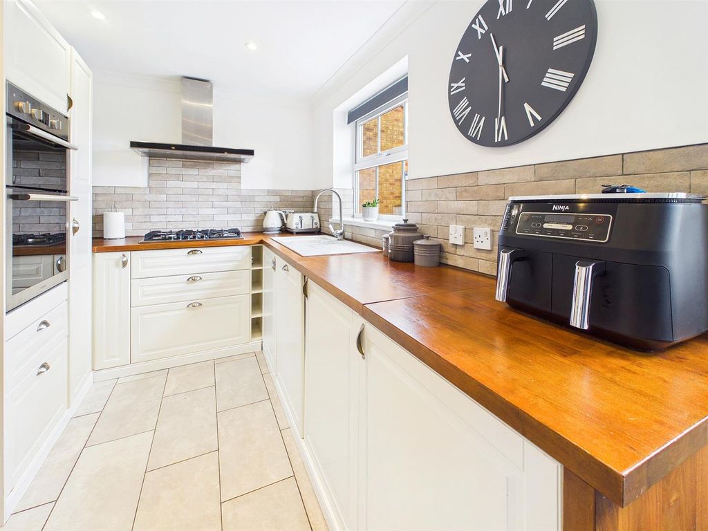 Additional image 7 of 3 bed detached house for saleRockfield Way, Undy, Caldicot NP26