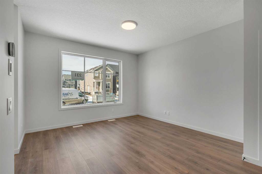Additional image 6 of 231 Bartlett Crescent SE, Calgary, AB, T3M 2N8